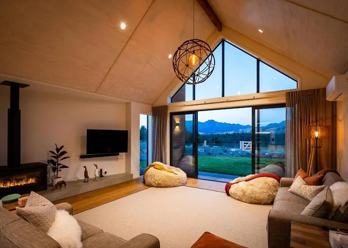 Holiday home Four-bedroom Alpine Retreat With Two Living Areas