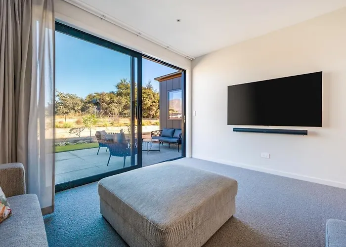 Holiday home Four-bedroom Alpine Retreat With Two Living Areas Wanaka